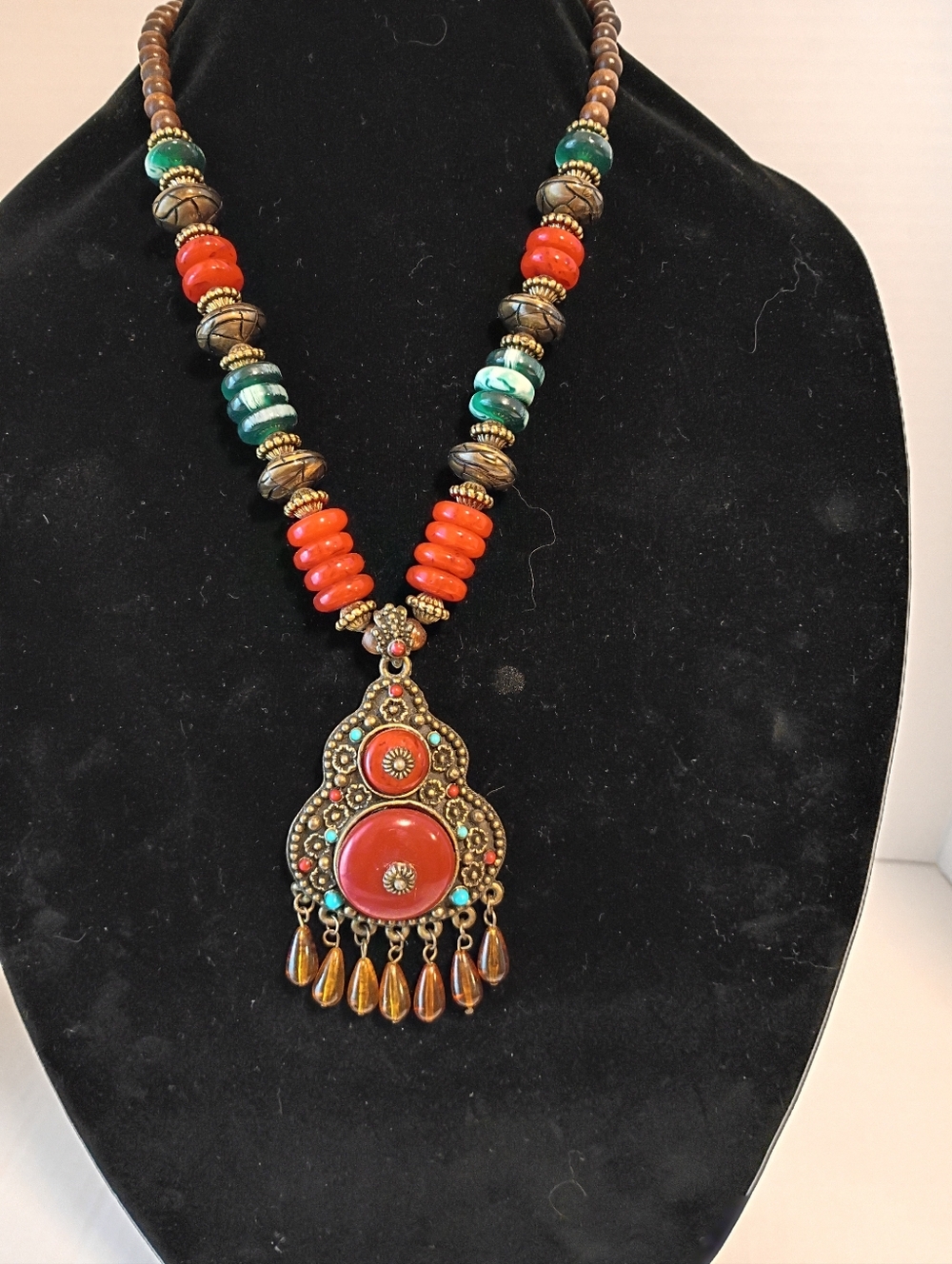 Beautiful Vintage BoHo Eastern Style Statement Necklace